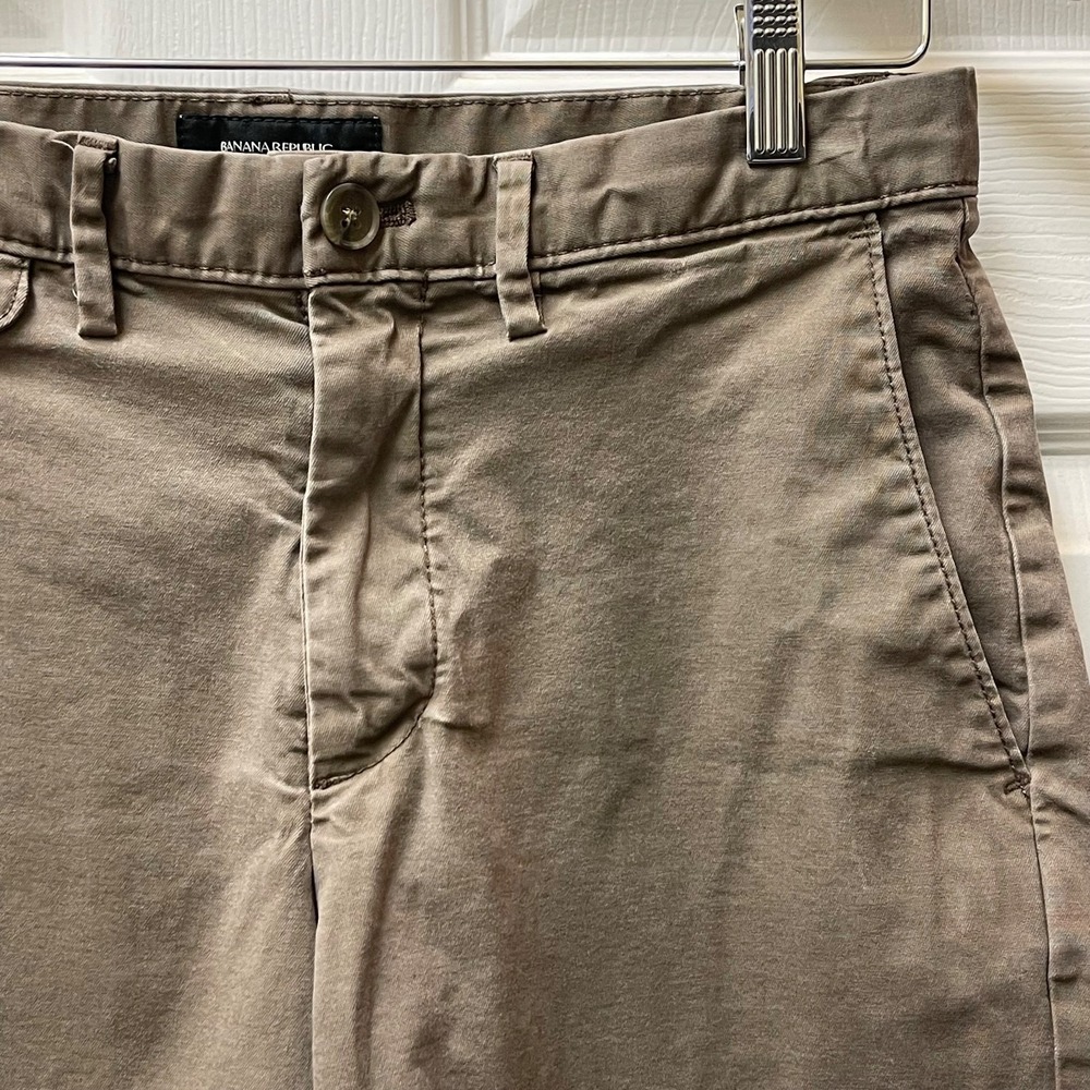 Banana Republic Men's Sz‎ 30 Brown Distressed Chino Shorts Preppy Casual
